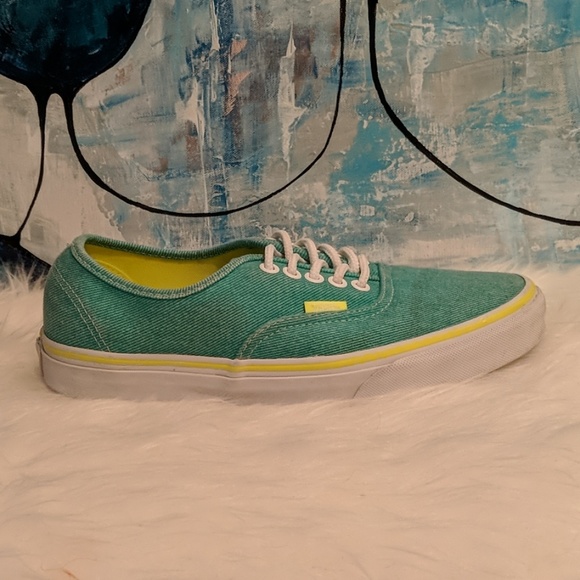 Men's Vans Size 6.5 / Woman's 8 - Picture 2 of 8